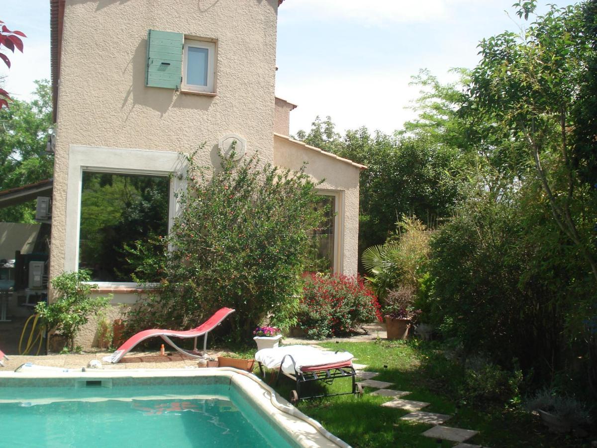 Appartement En Sous Sol De Villa Avec Acces Jardin Et Piscine Marseille Eksteriør bilde