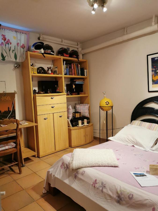 Appartement En Sous Sol De Villa Avec Acces Jardin Et Piscine Marseille Eksteriør bilde