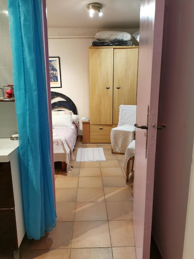 Appartement En Sous Sol De Villa Avec Acces Jardin Et Piscine Marseille Eksteriør bilde
