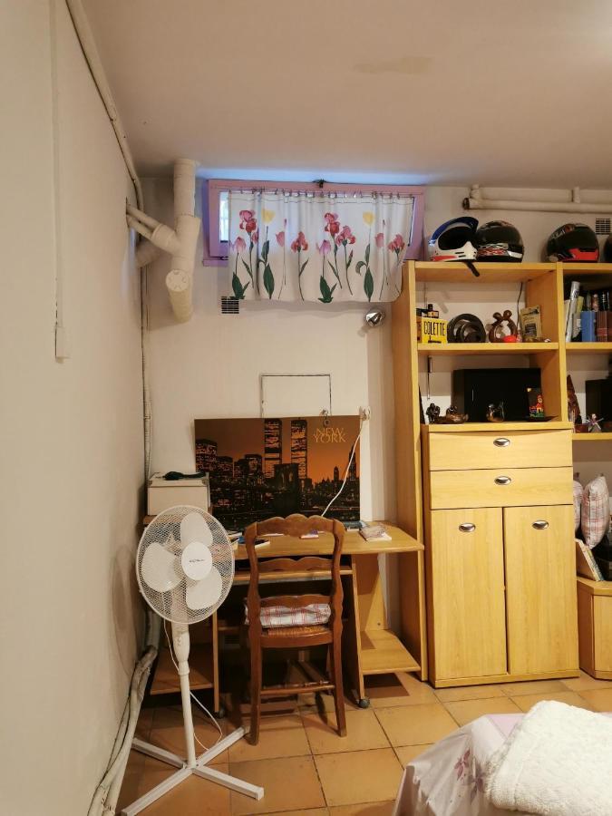 Appartement En Sous Sol De Villa Avec Acces Jardin Et Piscine Marseille Eksteriør bilde