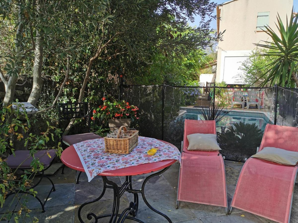 Appartement En Sous Sol De Villa Avec Acces Jardin Et Piscine Marseille Eksteriør bilde
